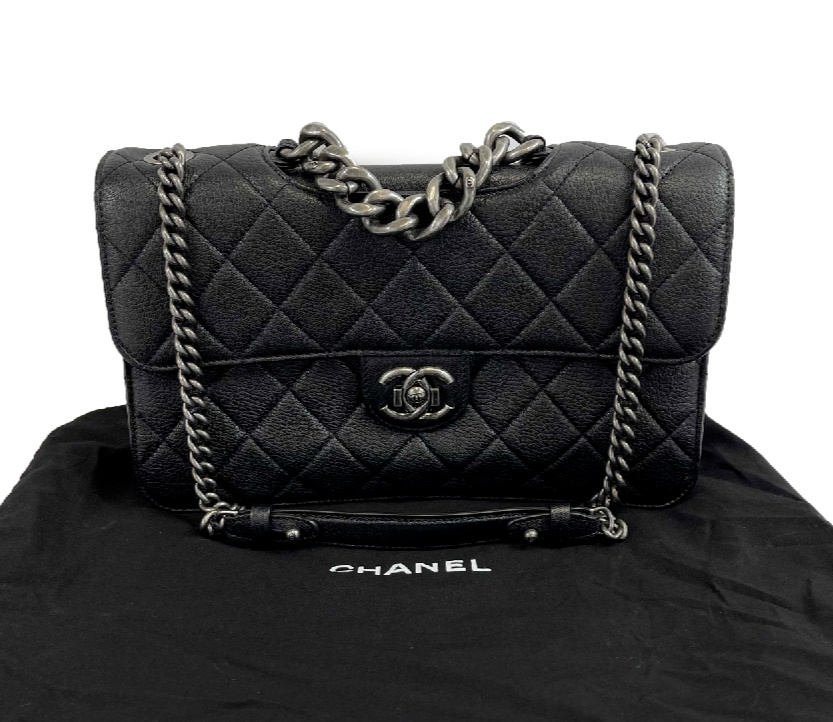 CHANEL - NEW Caviar Top Chain Jumbo CC Flap Strap Handle Black Shoulder Bag 19