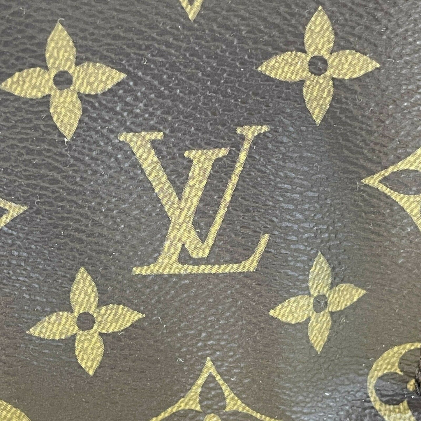 LV Louis Vuitton - Keepall 50 Large Duffle Bag - Brown Monogram Travel