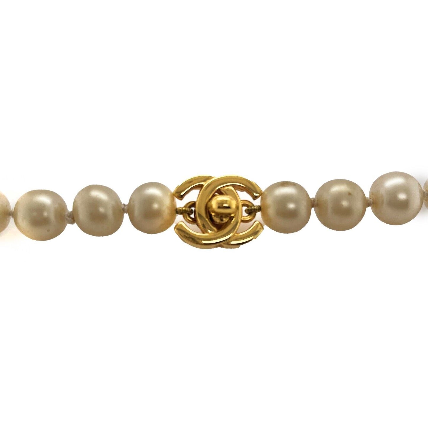 CHANEL - Vintage 96P CC Logo Turn Lock Pearl / Gold Necklace