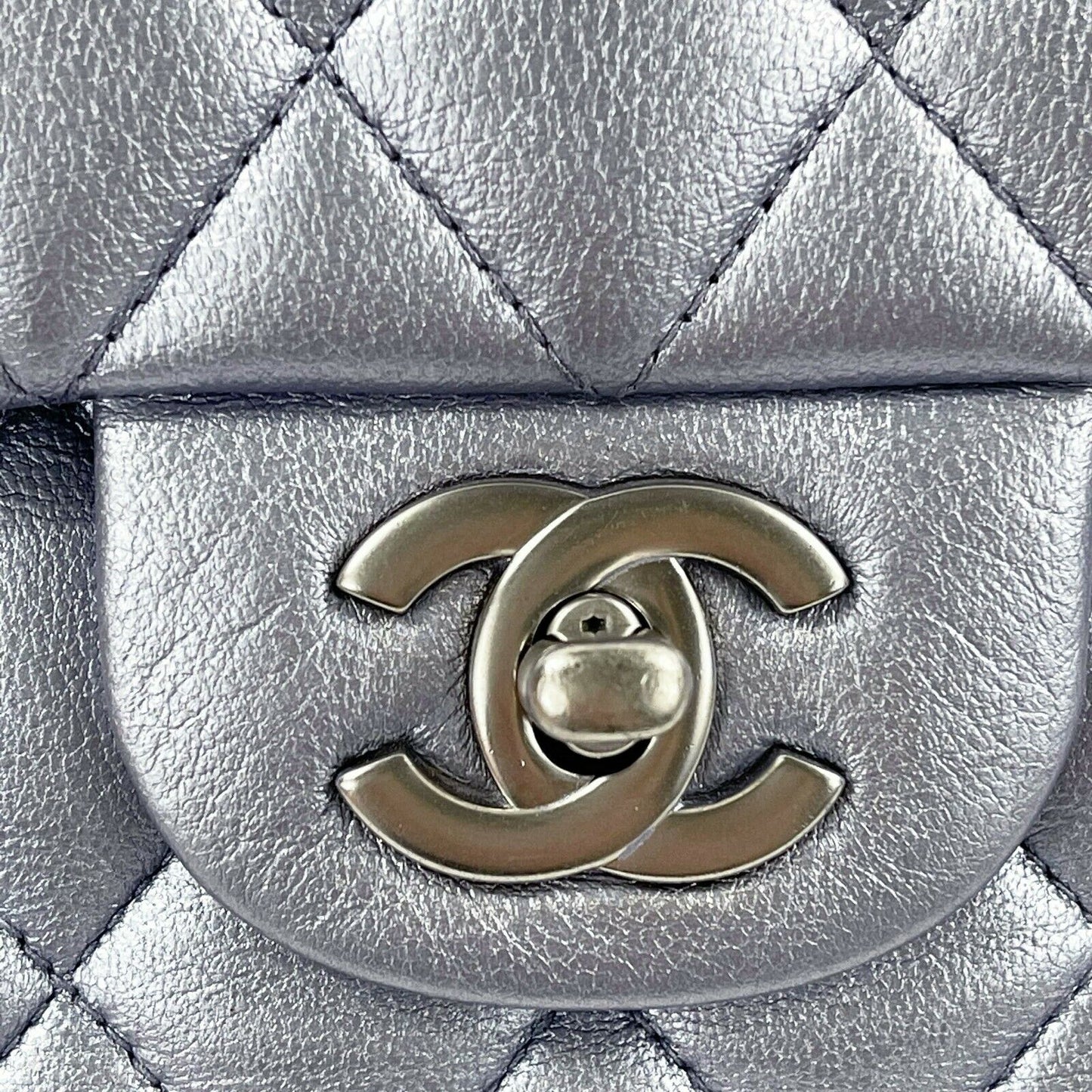 CHANEL - Classic Double Flap Metallic Silver CC Medium Leather Shoulder Bag