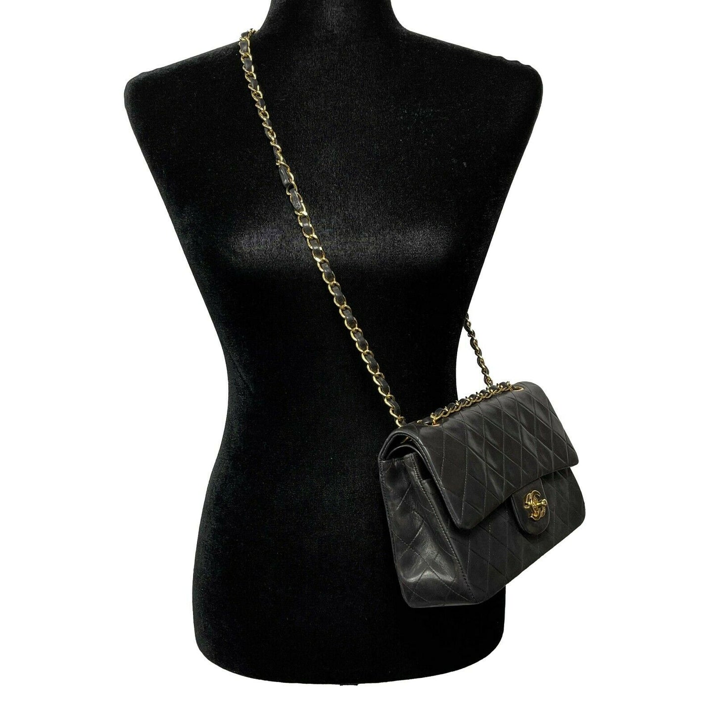 CHANEL - Small Double Flap Black Leather Classic Crossbody Shoulder Bag Gold CC